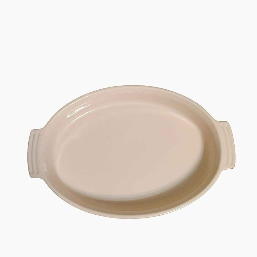 Le Creuset Oval Stoneware Baking Dish 16"x10" Red & Beige Handles Durable - Picture 2 of 7